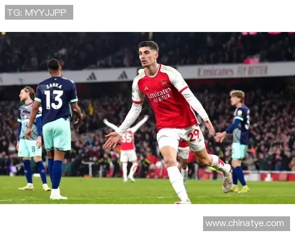 友谊赛精彩回顾：那不勒斯轻取阿森纳红牌事件引发全场热议