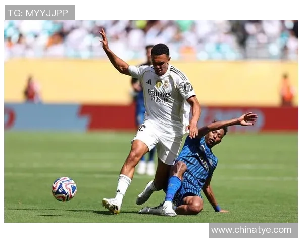 中超精彩对决皇马逆转多特蒙德补时绝杀引发全场狂欢