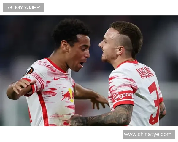 欧联杯激战成平局莱比锡与巴黎圣日耳曼的乌龙球引发全场热议